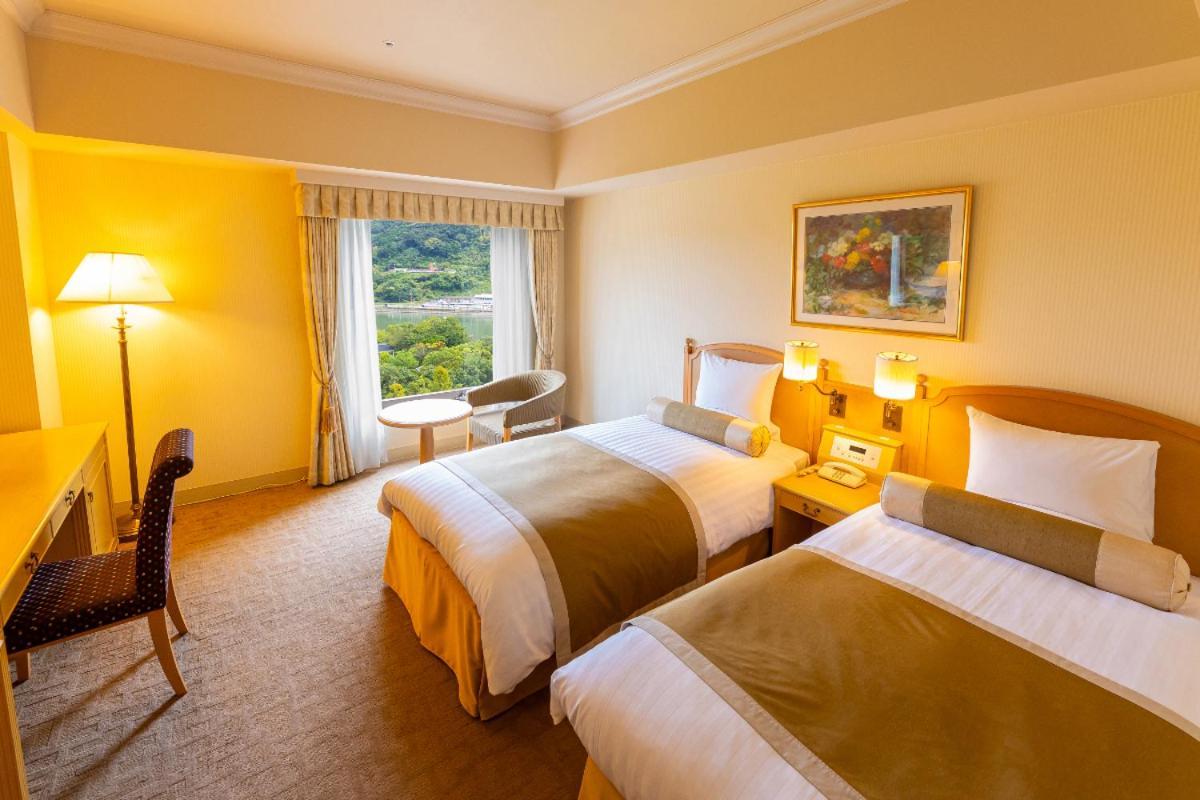 Hotel Okura Jr Huis Ten Bosch Sasebo Exterior foto Deluxe Twin Room
